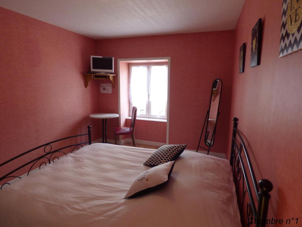 Auberge Des Petits Otel Saint-Igny-de-Vers Dış mekan fotoğraf